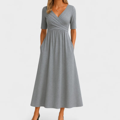 Joanna – Elegant midi-kjole for enhver anledning