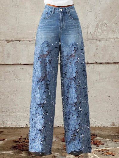 Nora|Damesjeans med blonder og patchwork i middels høy midje, knappelukking.