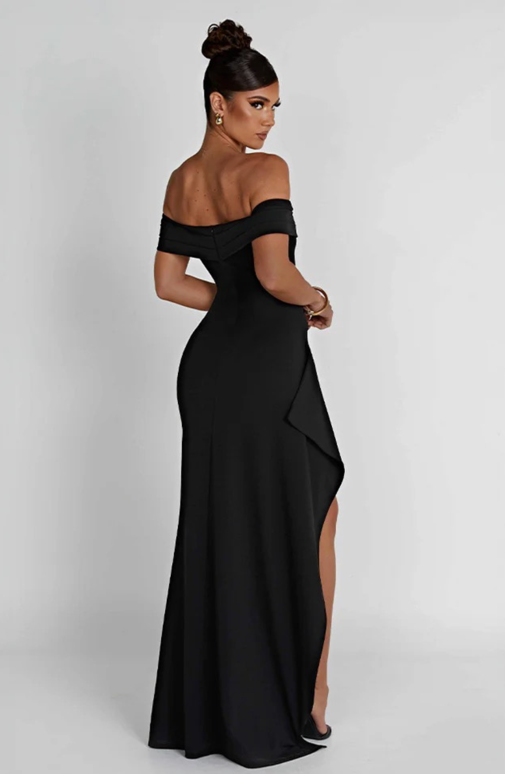 Olivia Saint Skulpturert Luxe Maxi Kjole