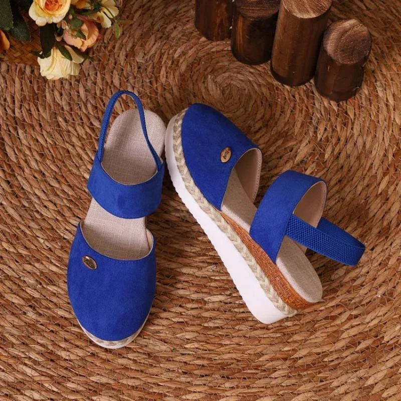 Antonia | Ortopediske sandaler med platå, ventilerende og avslappede.